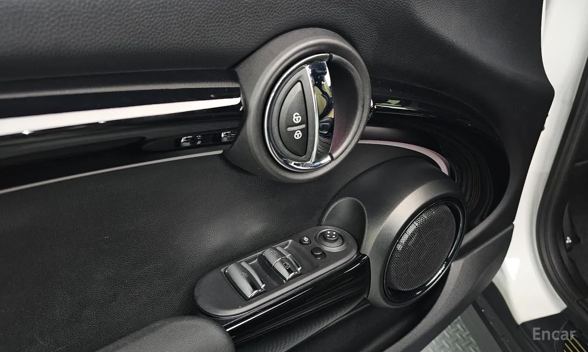 Mini Cooper Convertible 2001 Resolute Edition