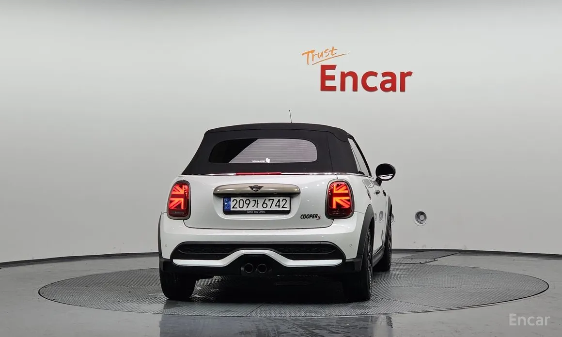 Mini Cooper Convertible 2001 Resolute Edition