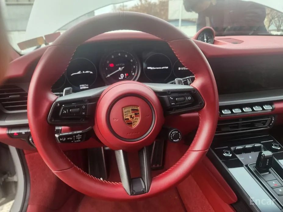 Porsche 911 2019 Carrera GTS Cabriolet