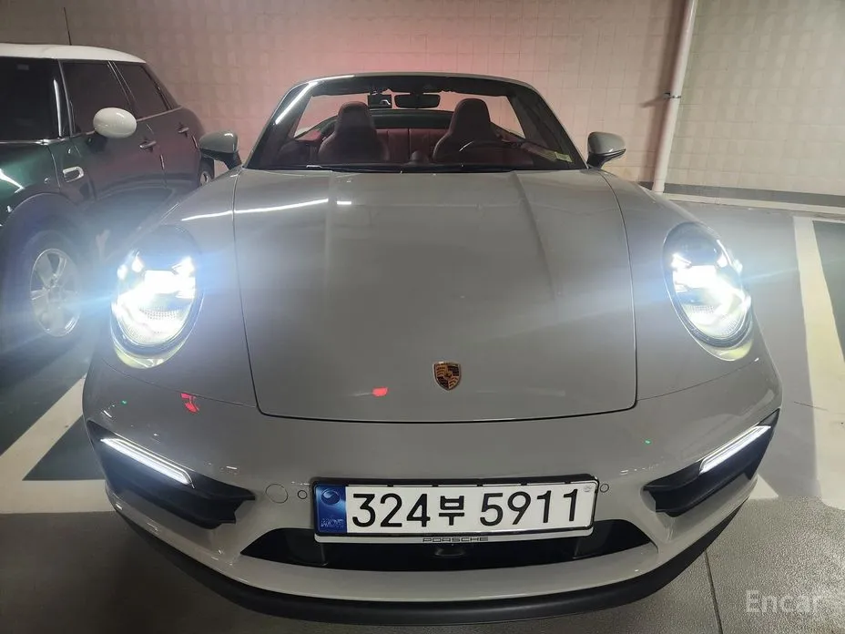 Porsche 911 2019 Carrera GTS Cabriolet