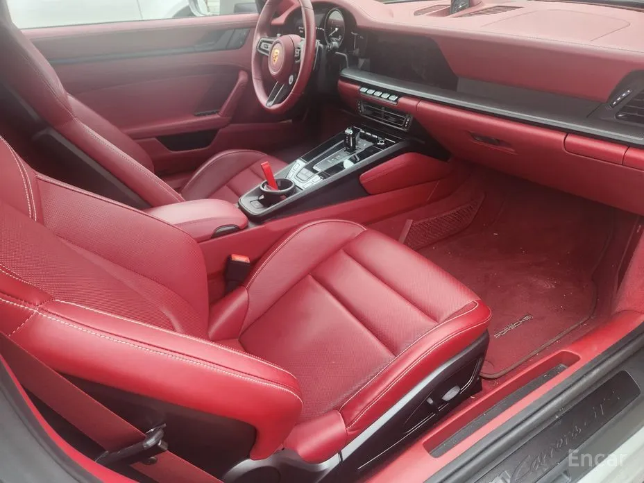 Porsche 911 2019 Carrera GTS Cabriolet