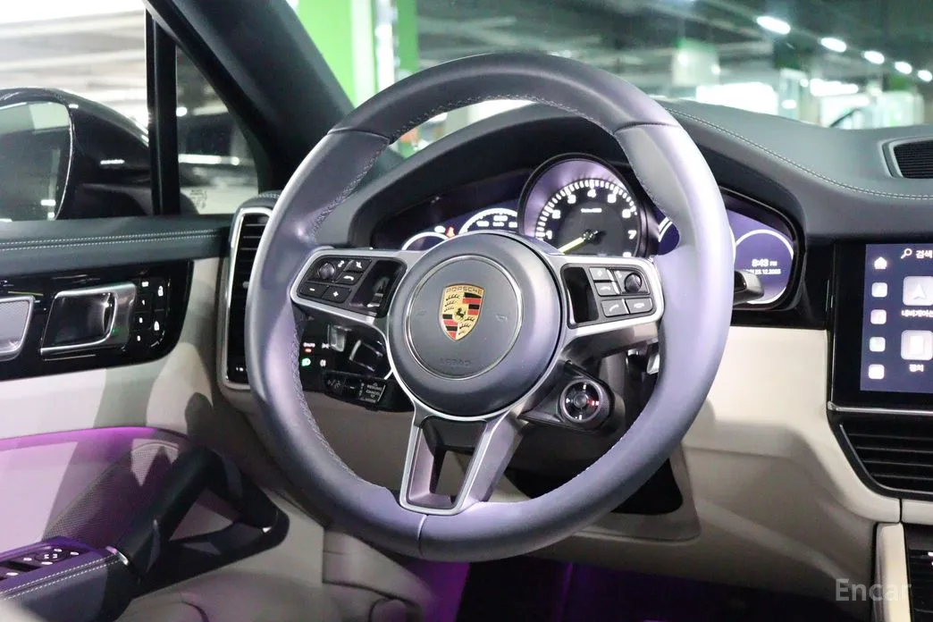 Porsche Cayenne 2019 3.0 E-HYBRID COUPE PLATINUM EDITION