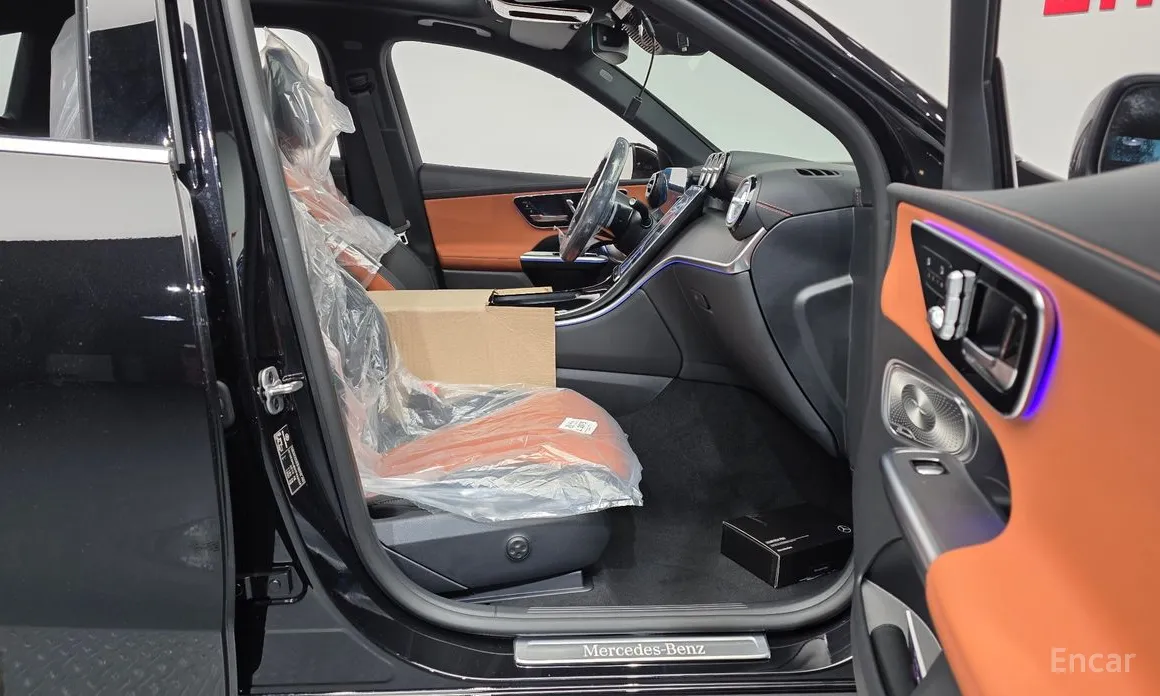 Mercedes-Benz GLC-Class 2023 GLC300 4MATIC AMG Line