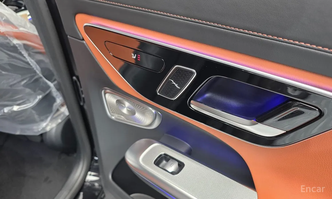 Mercedes-Benz GLC-Class 2023 GLC300 4MATIC AMG Line