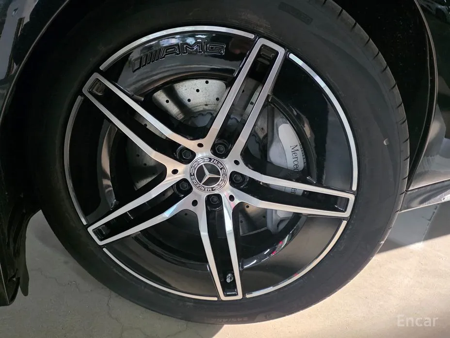 Mercedes-Benz E-Class 2024 E300 4MATIC AMG Line