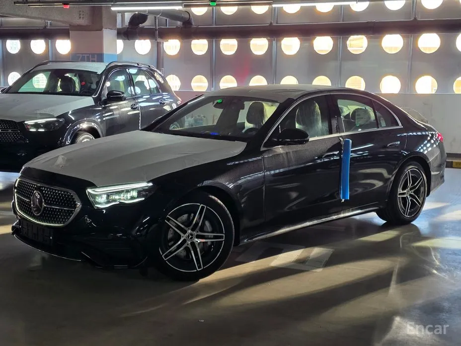 Mercedes-Benz E-Class 2024 E300 4MATIC AMG Line
