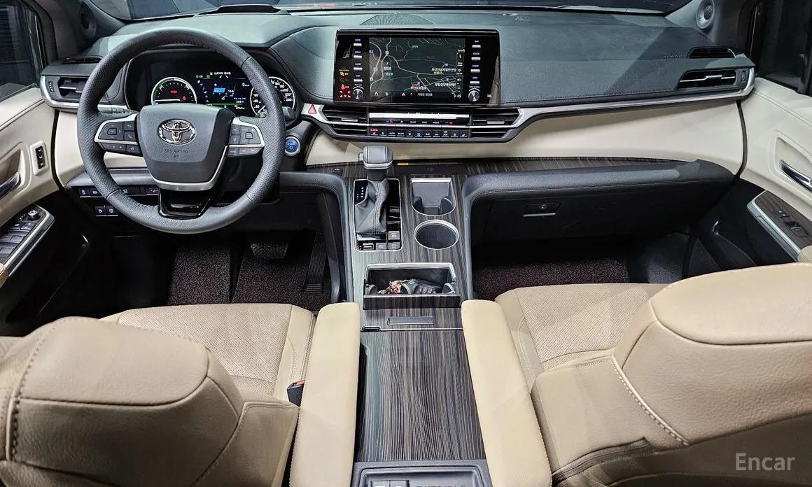 Toyota Sienna 2020 2.5 Hybrid 2WD