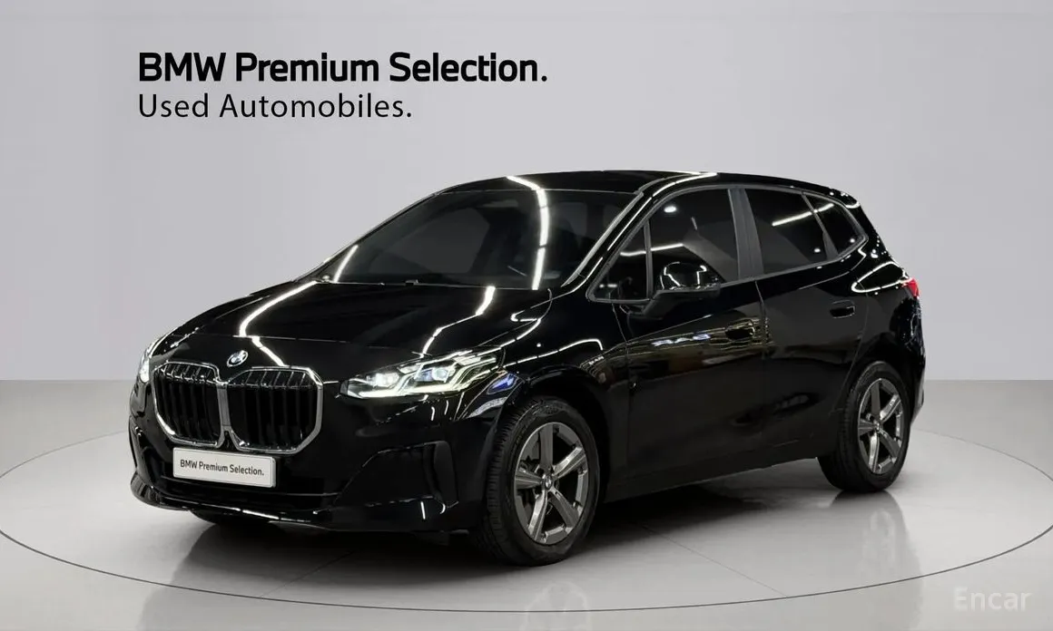 BMW 2 Series 2022 220i Advantage