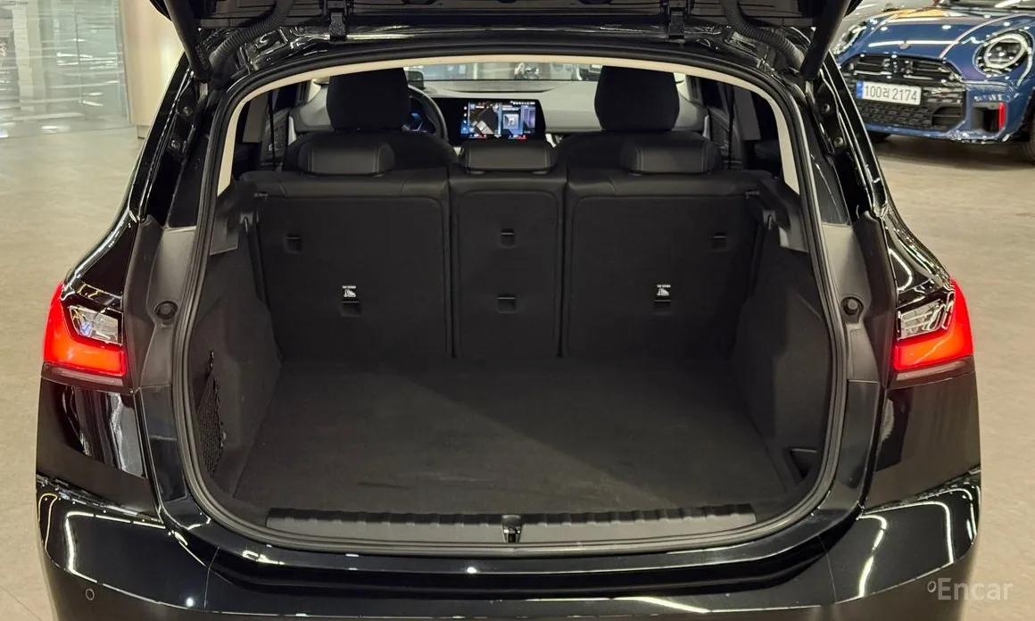 BMW 2 Series 2022 220i Advantage