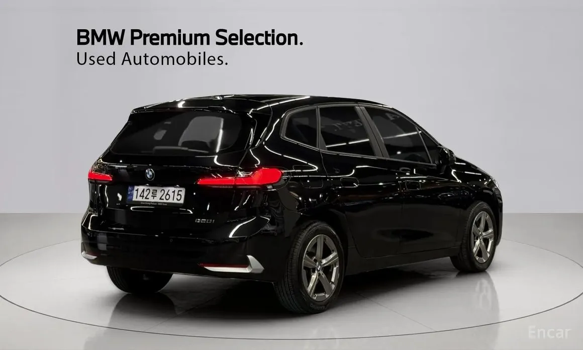 BMW 2 Series 2022 220i Advantage