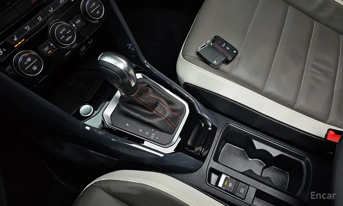 Volkswagen T-Roc 2021 2.0 TDI Premium