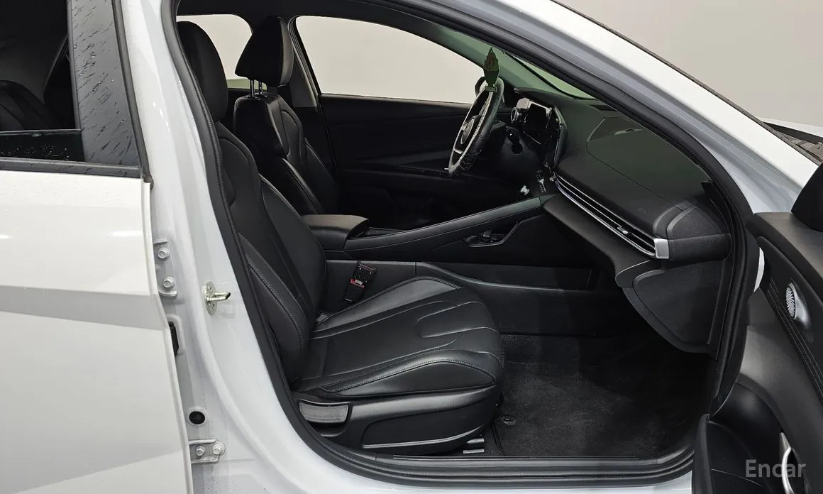 Hyundai Avante 2023 1.6