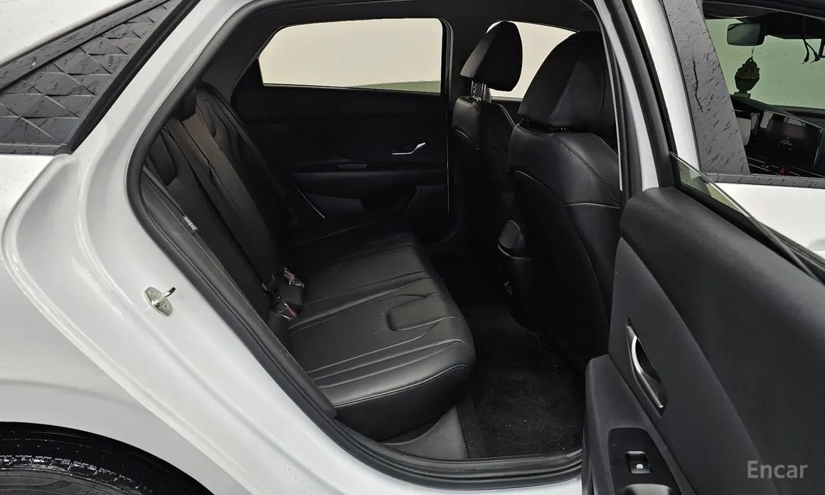 Hyundai Avante 2023 1.6