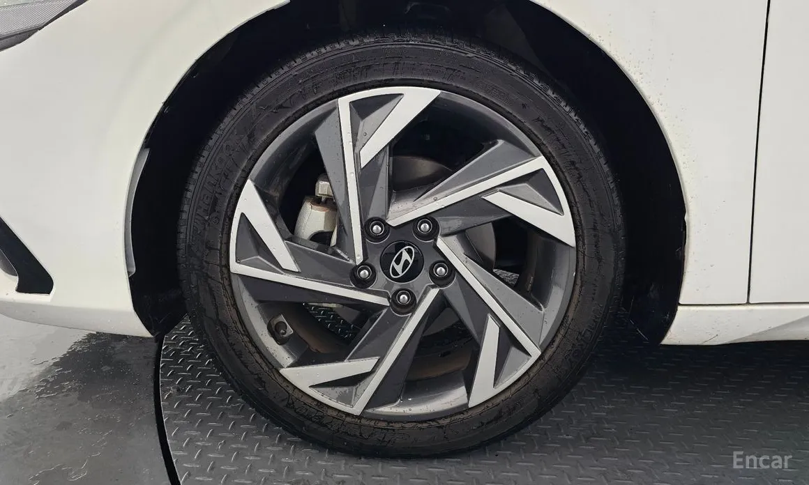 Hyundai Avante 2023 1.6