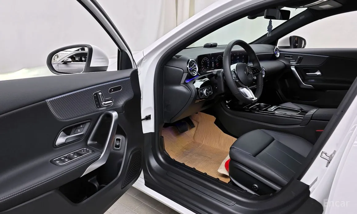 Mercedes-Benz A-Class 2019 A220 Sedan