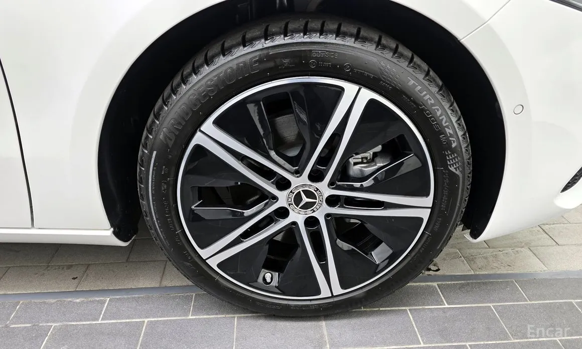 Mercedes-Benz A-Class 2019 A220 Sedan