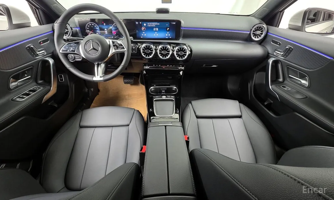 Mercedes-Benz A-Class 2019 A220 Sedan