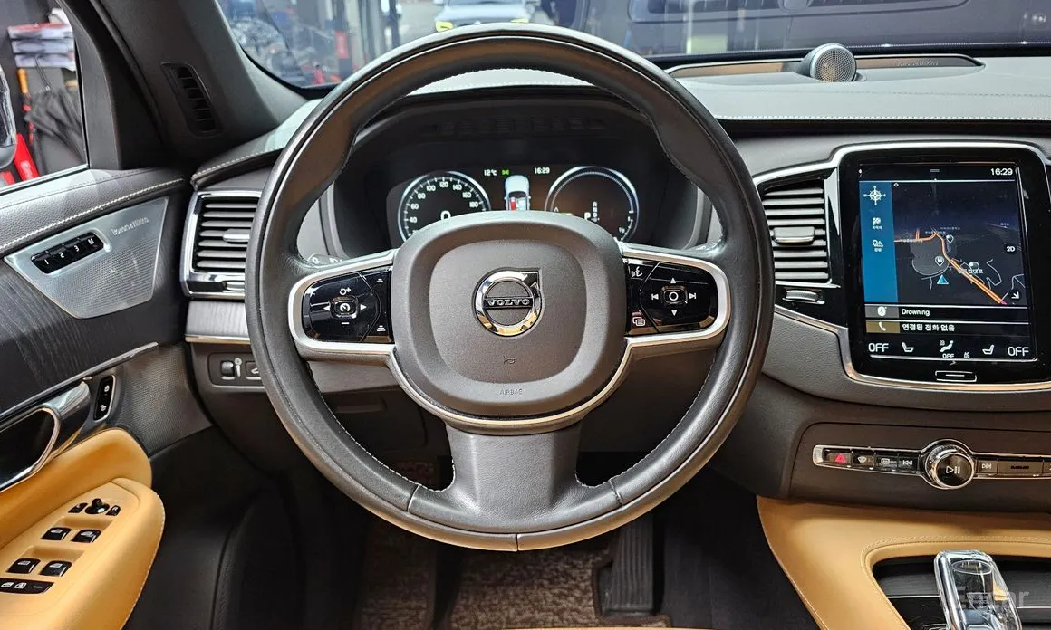 Volvo XC90 2016 T8 Inscription Hybird