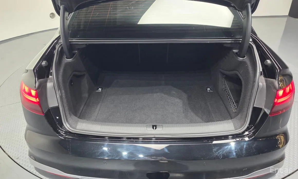 Audi A4 2016 40 TFSI Premium