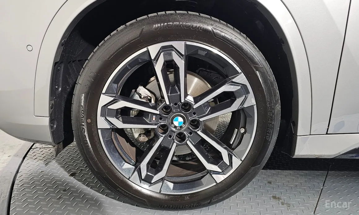 BMW X1 2023 sDrive 20i M Sport