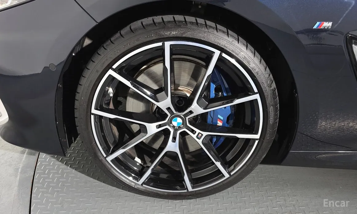 BMW 8 Series 2019 840i xDrive M Sport Coupe