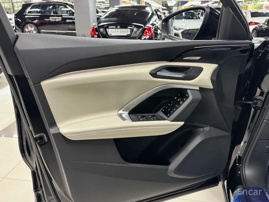 Audi Q5 2025 40 TDI Quattro S Line Sportback