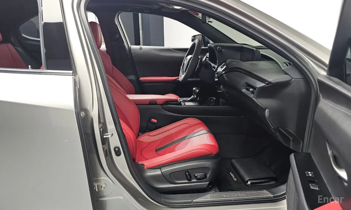 Lexus UX 2019 2.0 F-Sport 2WD