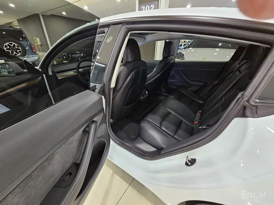 Tesla Model 3 2017 RWD