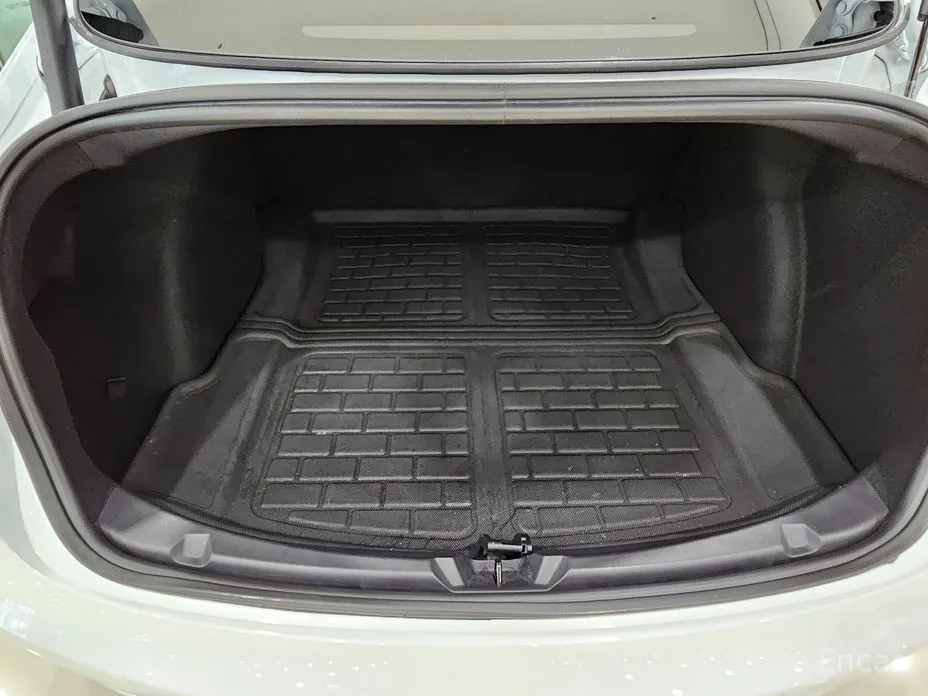 Tesla Model 3 2017 RWD