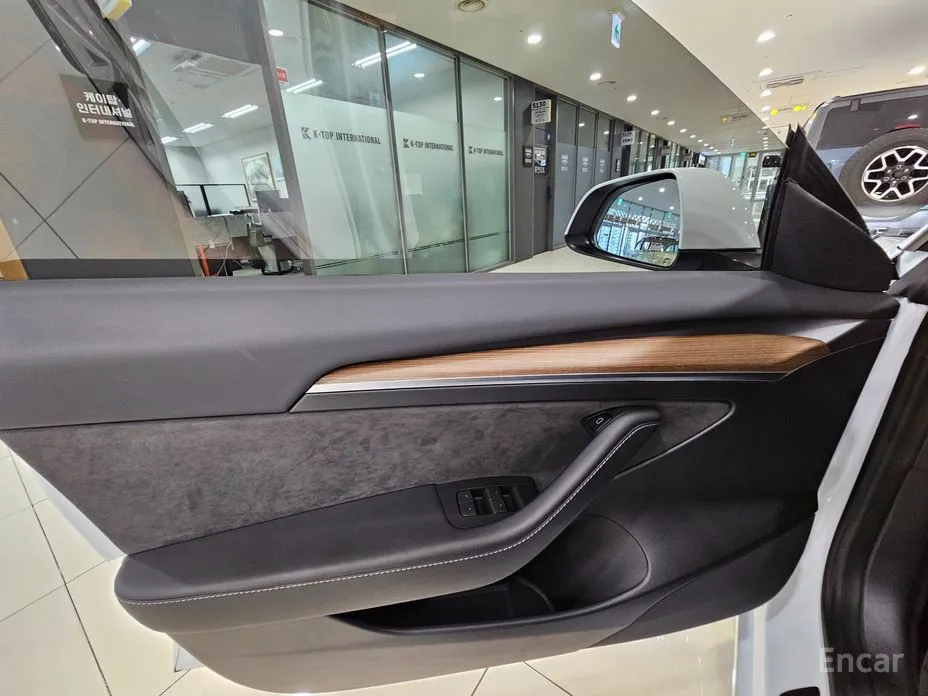 Tesla Model 3 2017 RWD