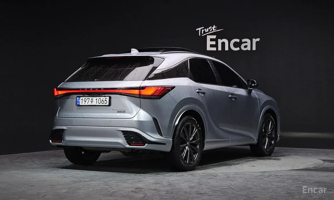 Lexus RX 2023 F-Sport