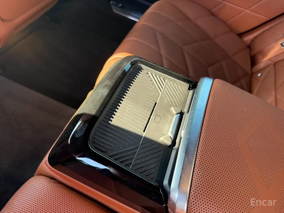 BMW 7 Series 2022 740d xDrive M Sport