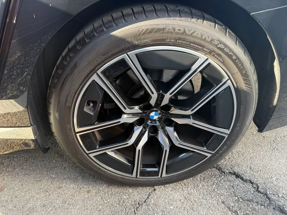 BMW 7 Series 2022 740d xDrive M Sport