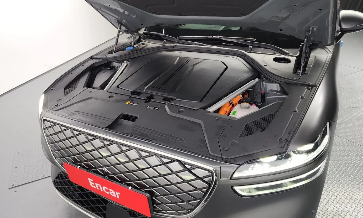 Genesis GV70 2022 e-AWD