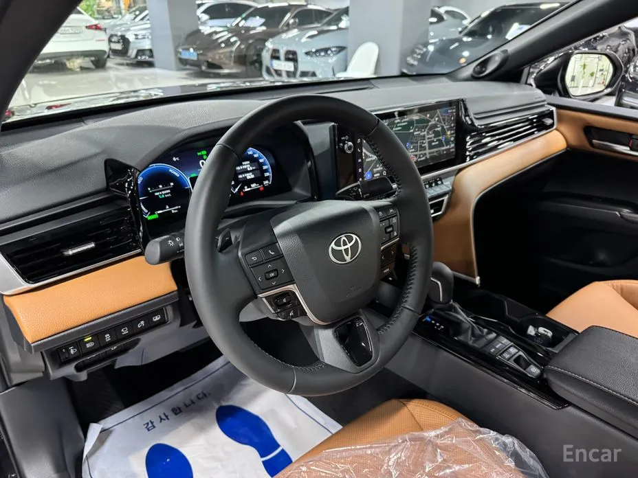 Toyota Camry 2024 2.5 XLE Premium Hybrid