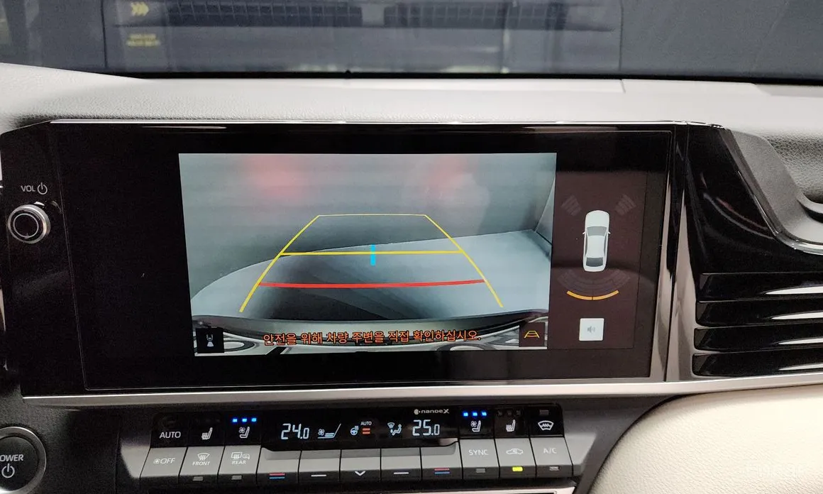 Toyota Camry 2024 2.5 XLE Hybrid