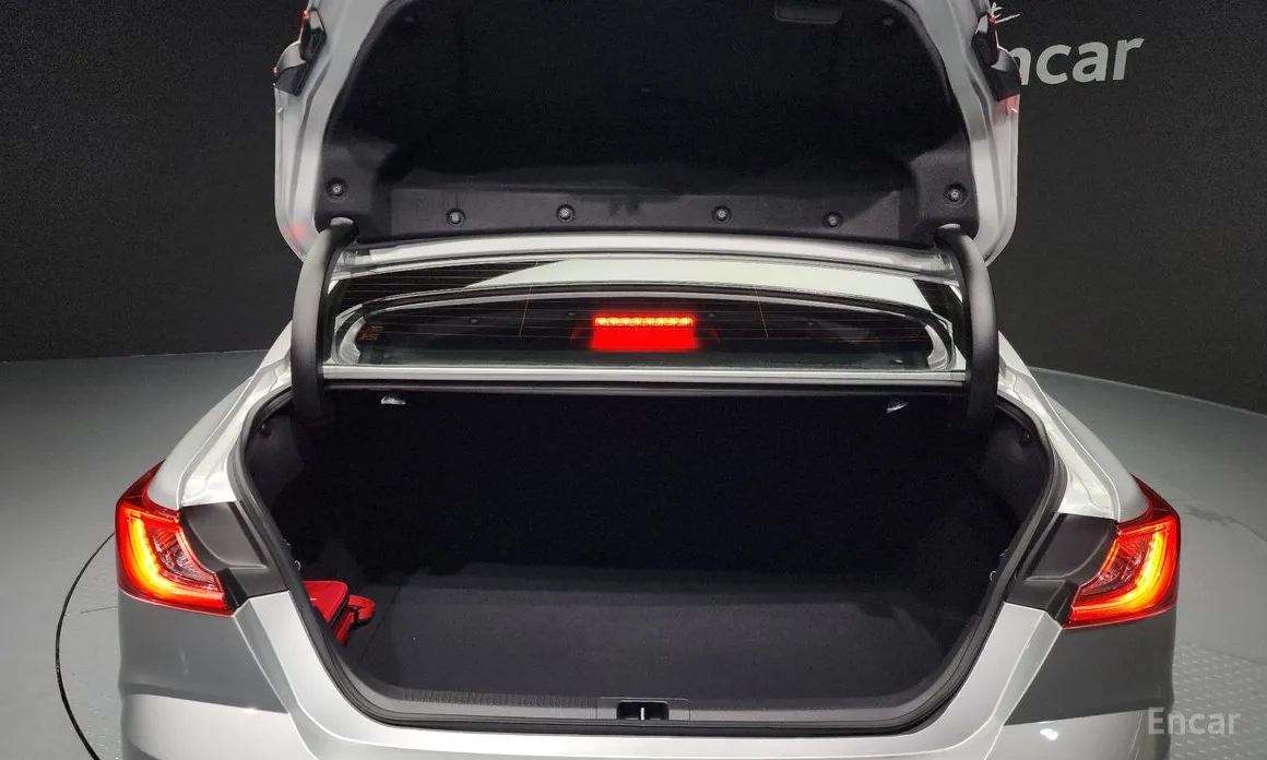 Toyota Camry 2024 2.5 XLE Hybrid