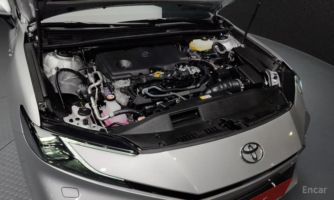 Toyota Camry 2024 2.5 XLE Hybrid