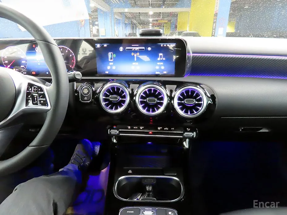 Mercedes-Benz A-Class 2019 A220 Hatchback