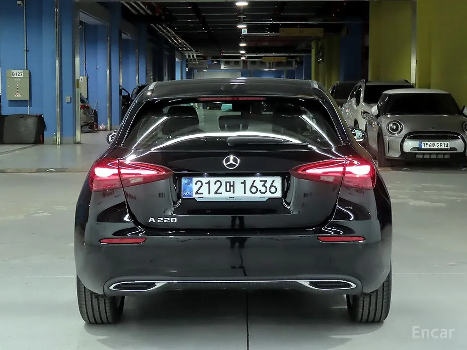 Mercedes-Benz A-Class 2019 A220 Hatchback