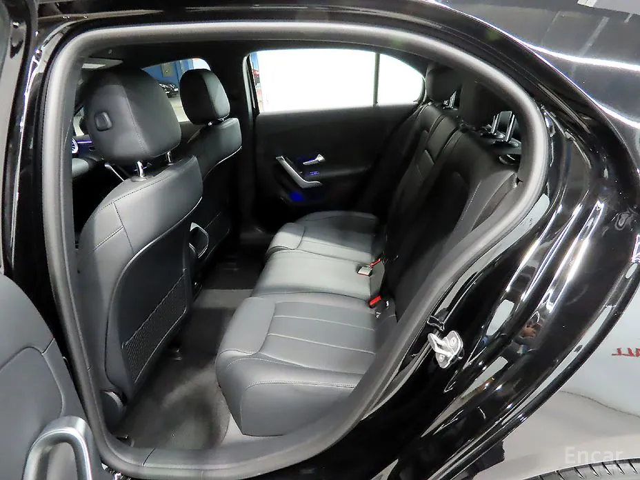 Mercedes-Benz A-Class 2019 A220 Hatchback