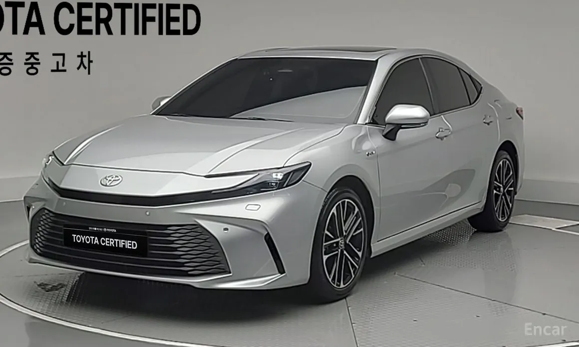 Toyota Camry 2024 2.5 XLE Hybrid