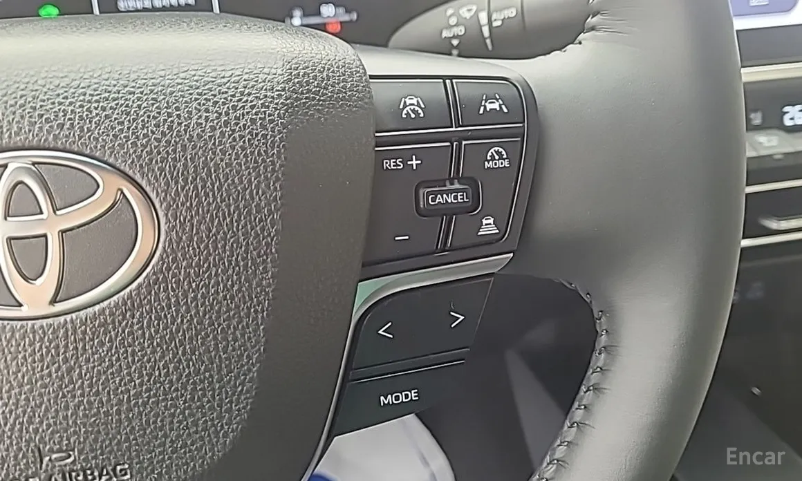 Toyota Camry 2024 2.5 XLE Hybrid