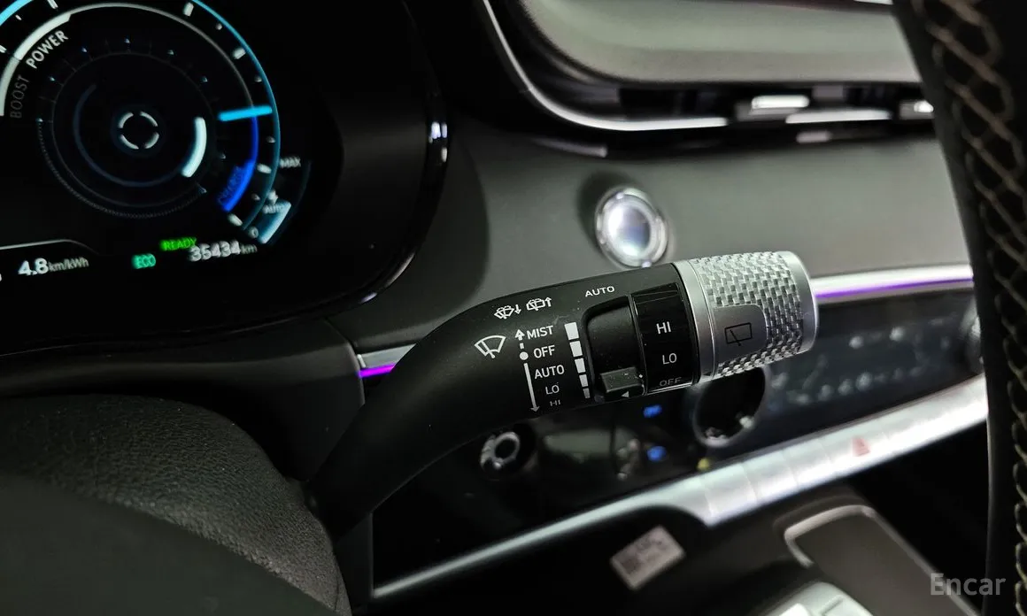 Genesis GV70 2022 e-AWD