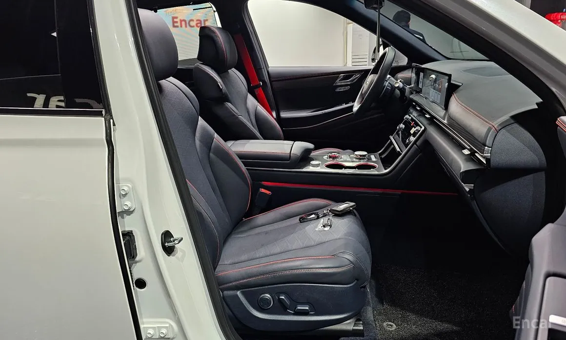 Genesis GV80 2023 3.5T Gasoline AWD