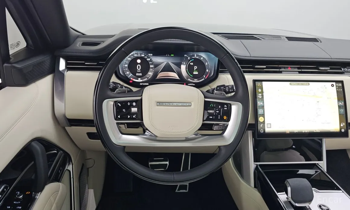 Land Rover Range Rover 2022 P550E AB