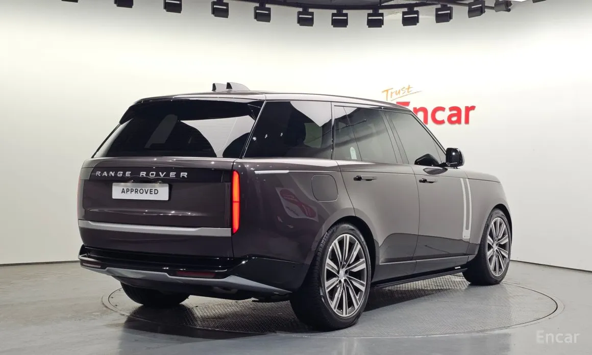 Land Rover Range Rover 2022 P550E AB