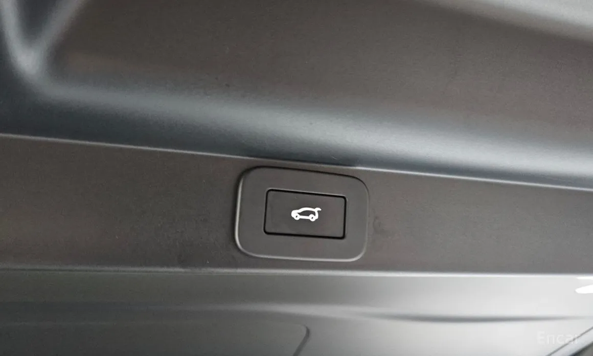 Land Rover Range Rover 2022 P550E AB