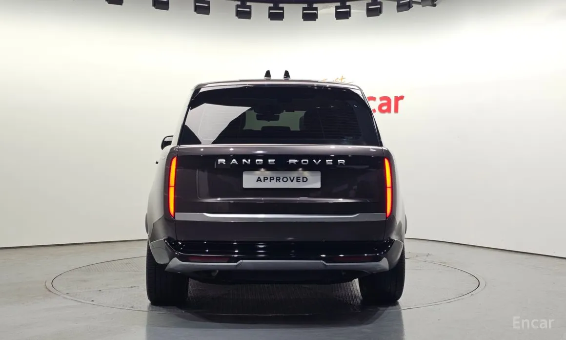 Land Rover Range Rover 2022 P550E AB