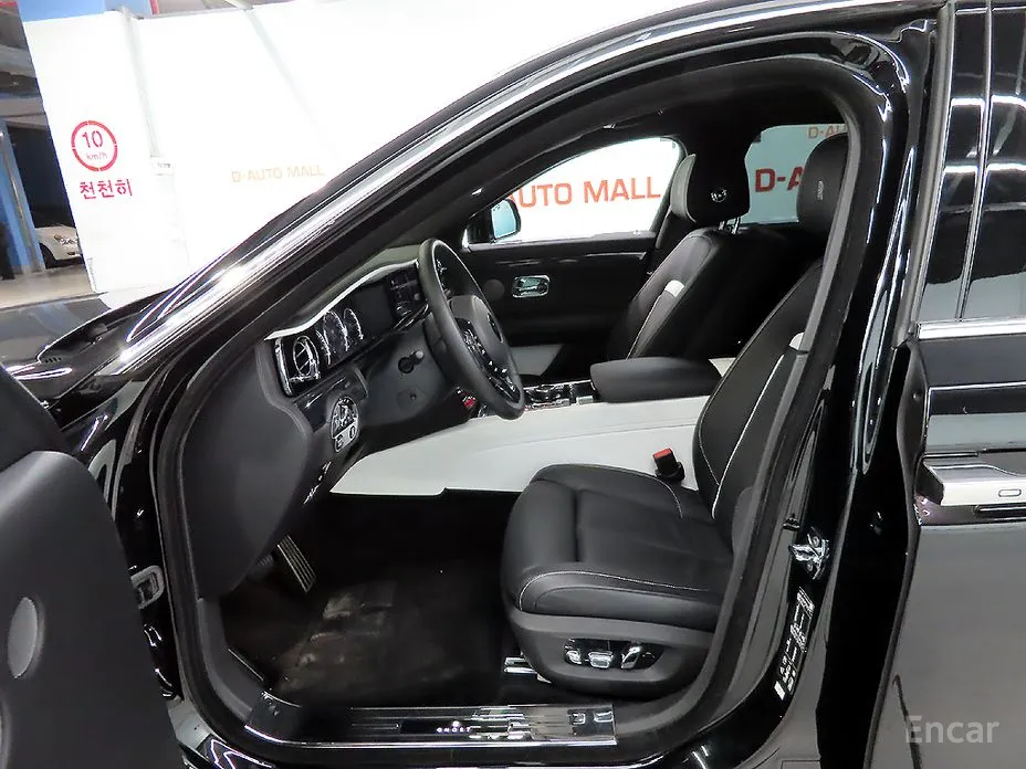 Rolls-Royce Ghost 2020 6.7 V12